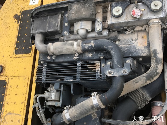 小松 PC240LC-8 挖掘机