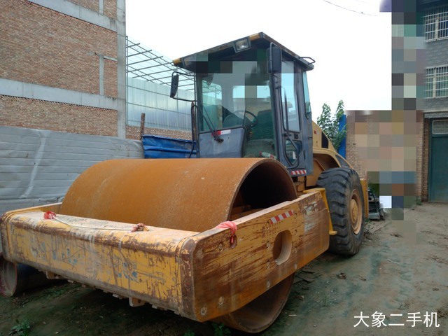 柳工 CLG622 压路机