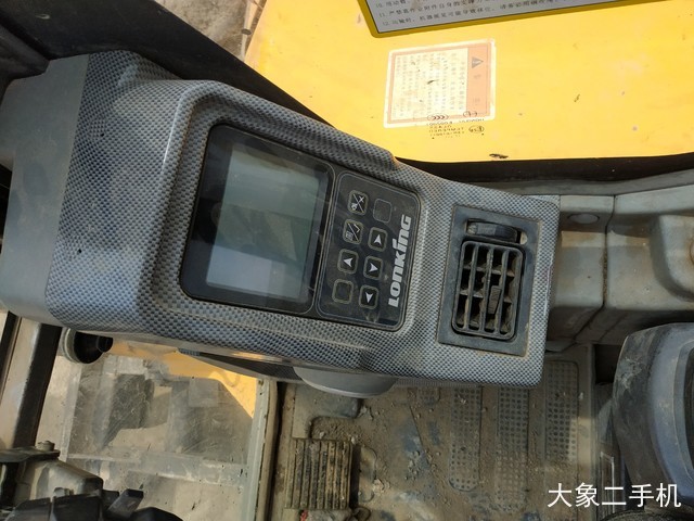 龙工 LG6060D 挖掘机