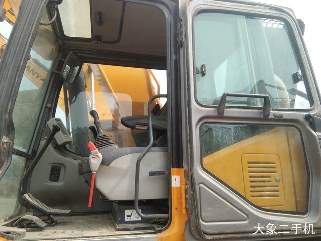 三一重工 SY285C 挖掘机