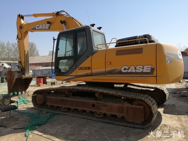 凯斯 CX240B 挖掘机