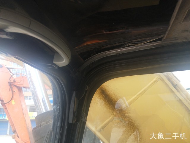 卡特彼勒 323DL 挖掘机