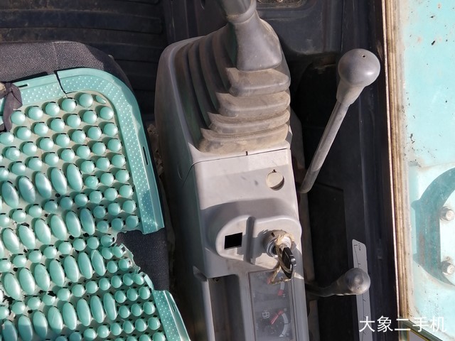 神钢 SK60-8 挖掘机