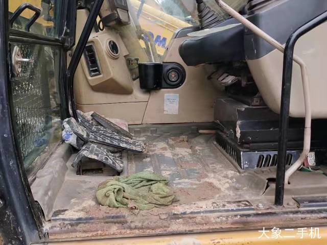 卡特彼勒 320C 挖掘机