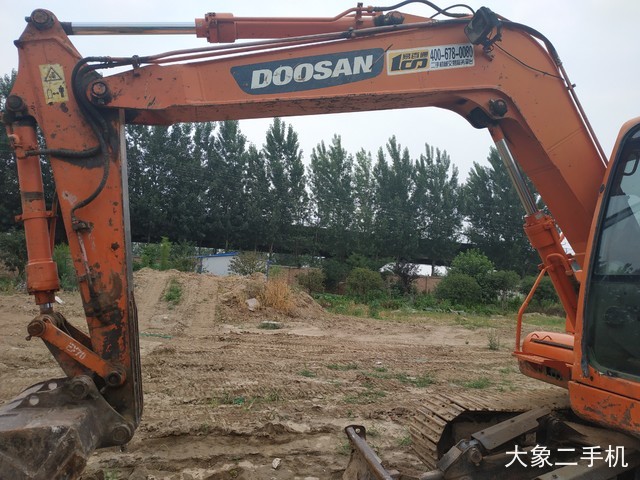 斗山 DH80 挖掘机