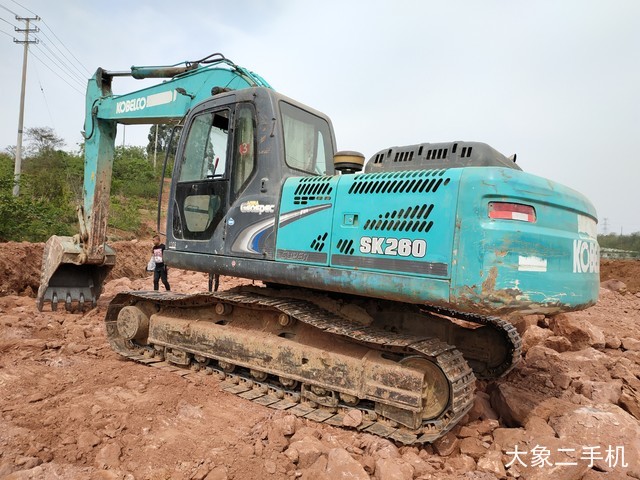 神钢 SK250-8 挖掘机