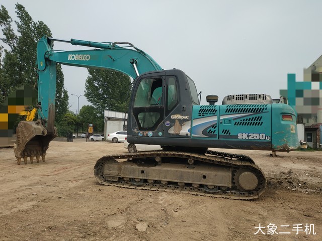 神钢 SK250-8 挖掘机
