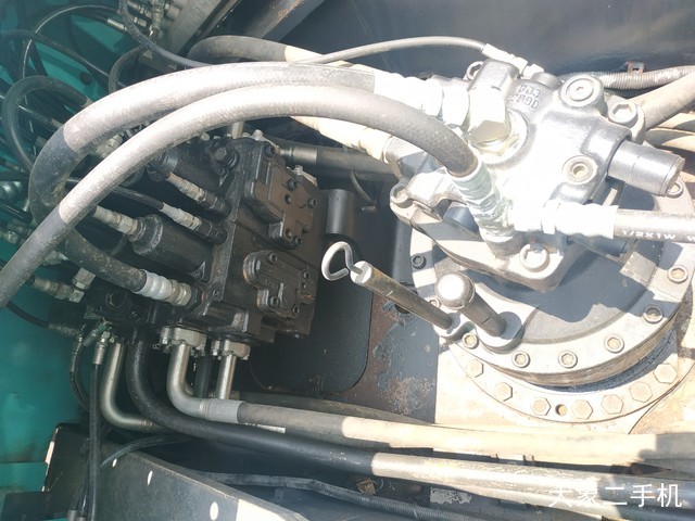 神钢 SK260LC-8 挖掘机