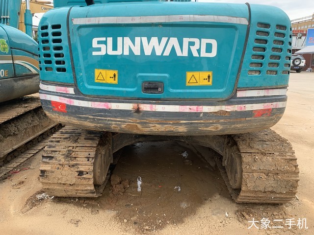 山河智能 SWE80E 挖掘机