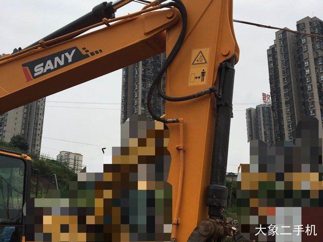 三一重工 SY135C-9 挖掘机