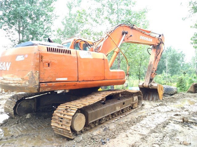 斗山 DH220LC-7 挖掘机