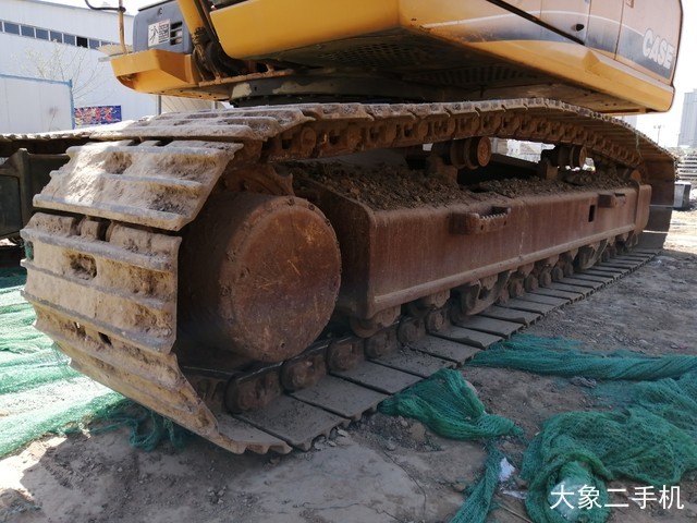 凯斯 CX240B 挖掘机