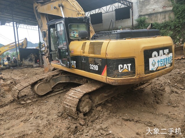 卡特彼勒 329DL 挖掘机