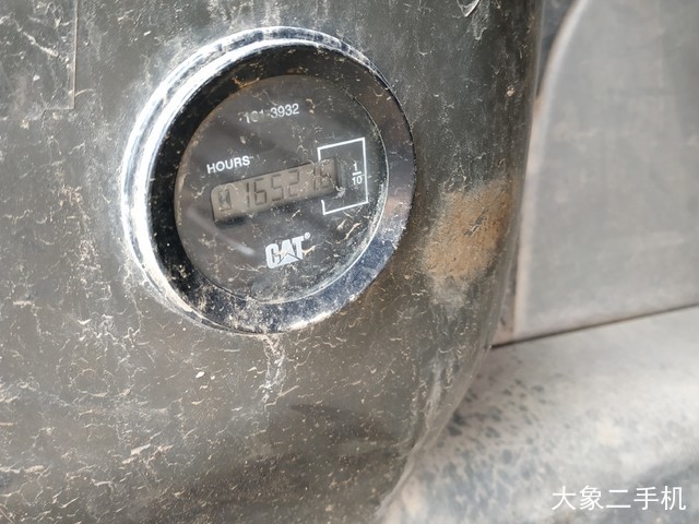 卡特彼勒 323DL 挖掘机