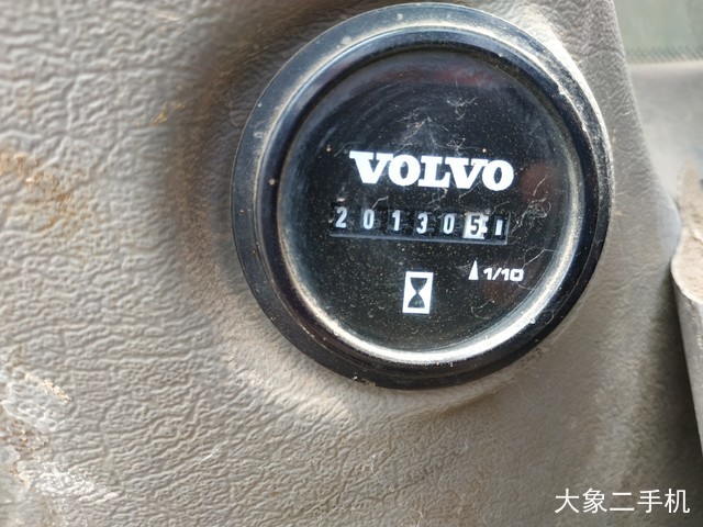 沃尔沃 EC480DL 挖掘机