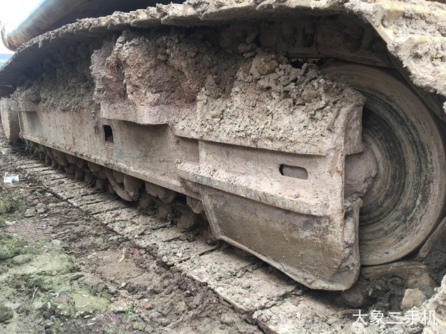 徐工 XE200D 挖掘机