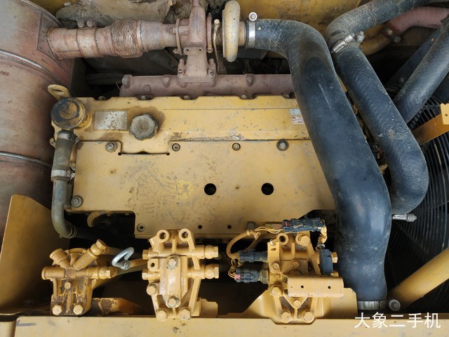 卡特彼勒 323DL 挖掘机