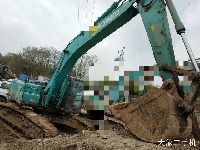神钢 SK260LC-8 挖掘机