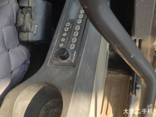 小松 PC200-8 Hybrid(混合动力) 挖掘机