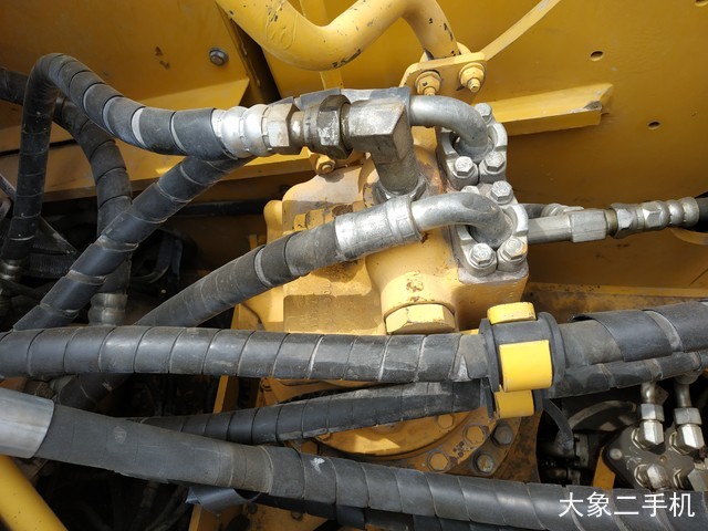 小松 PC210LC-8M0 挖掘机