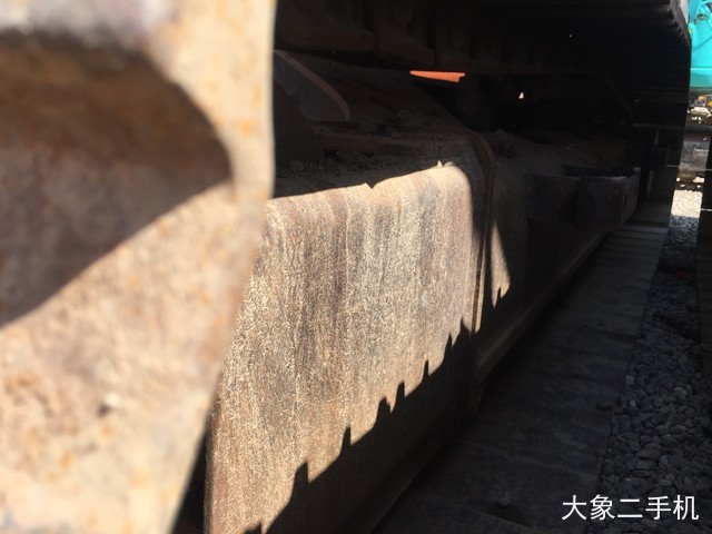 住友 SH200-6 挖掘机