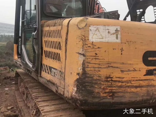 三一重工 SY135C-8 挖掘机