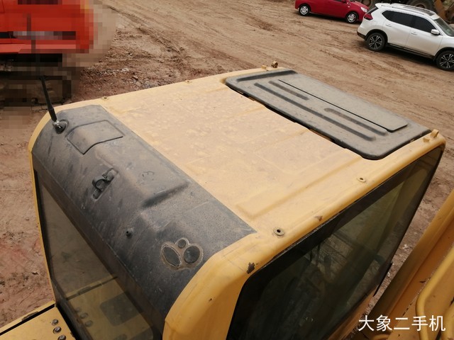 小松 PC220-8 挖掘机