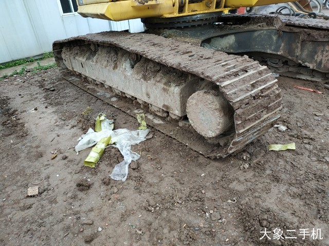 小松 PC240LC-8 挖掘机