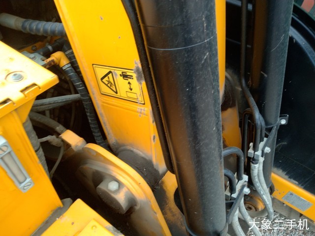 杰西博 JS130LC 挖掘机