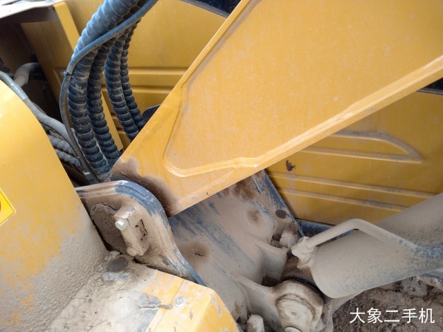 徐工 XE75D 挖掘机