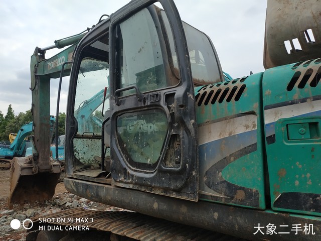 神钢 SK250LC-8 挖掘机