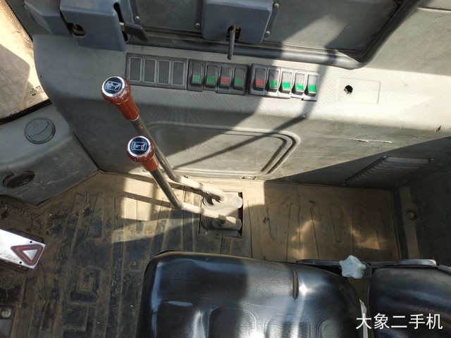 山东临工 LG953 装载机
