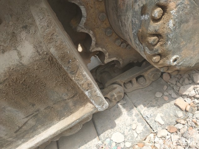 现代 R225LC-7 挖掘机