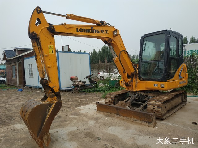龙工 LG6060D 挖掘机