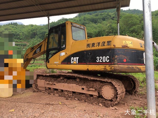 卡特彼勒 320C 挖掘机