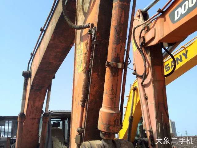 日立 ZX250LC-3 挖掘机