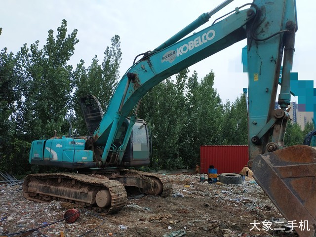 神钢 SK330-8 挖掘机