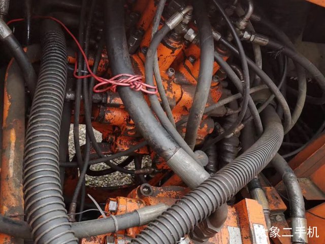 斗山 DH220LC-V 挖掘机