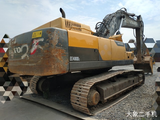 沃尔沃 EC480DL 挖掘机