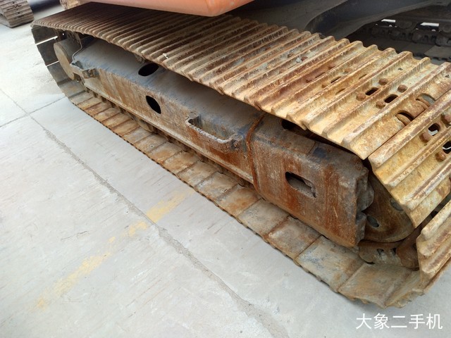 斗山 DX120 挖掘机