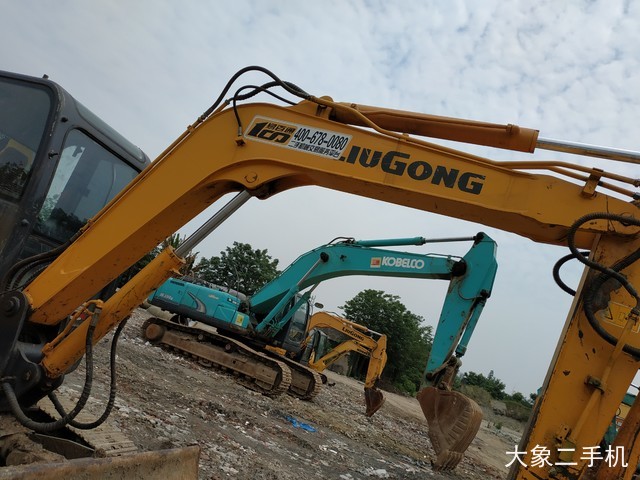 柳工 CLG906D 挖掘机