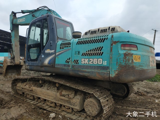 神钢 SK250-8 挖掘机