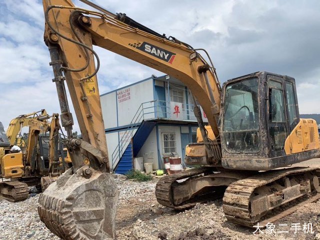 三一重工 SY115C-9 挖掘机