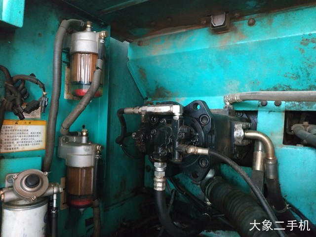 神钢 SK260LC-8 挖掘机