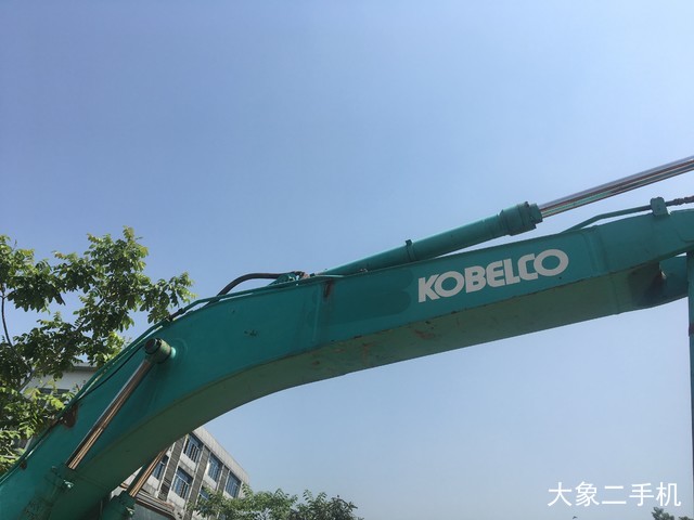 神钢 SK260LC-8 挖掘机