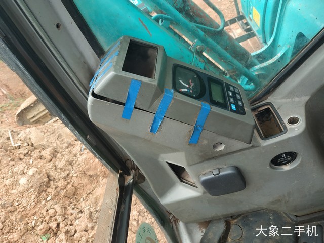 神钢 SK250-6E 挖掘机