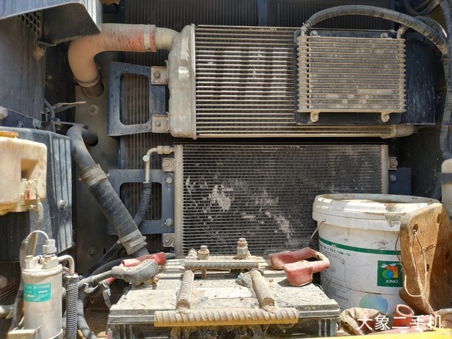 住友 SH240-5 挖掘机