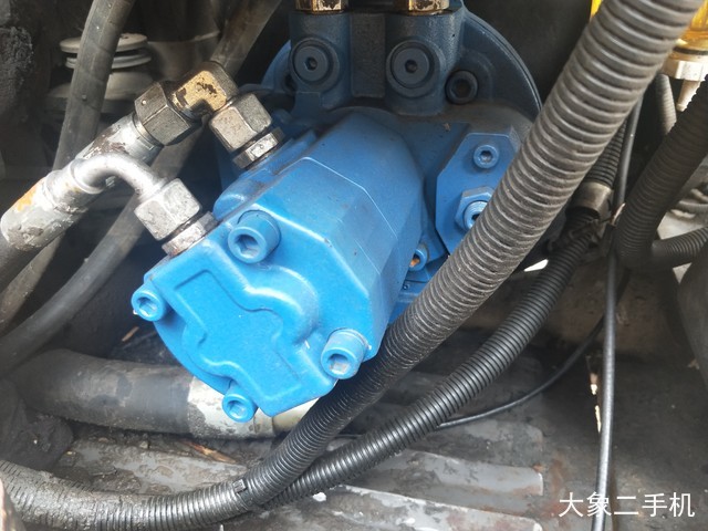 山东临工 LG665 挖掘机