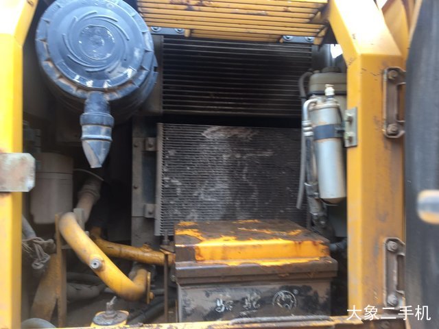 徐工 XE150D 挖掘机