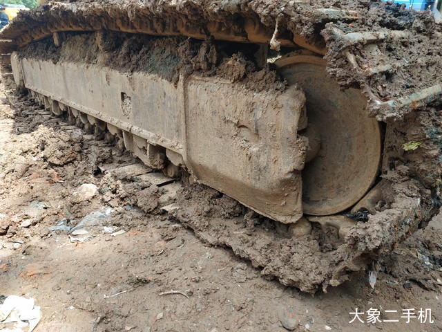 柳工 CLG220LC 挖掘机